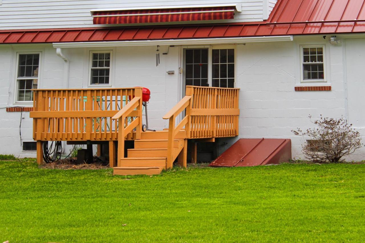 Cape Me Away Villa Gilford Exterior foto